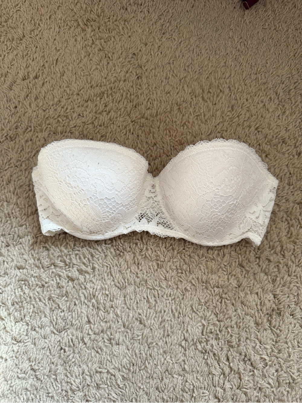 Xhilaration White Strapless Lace Bandeau Bra